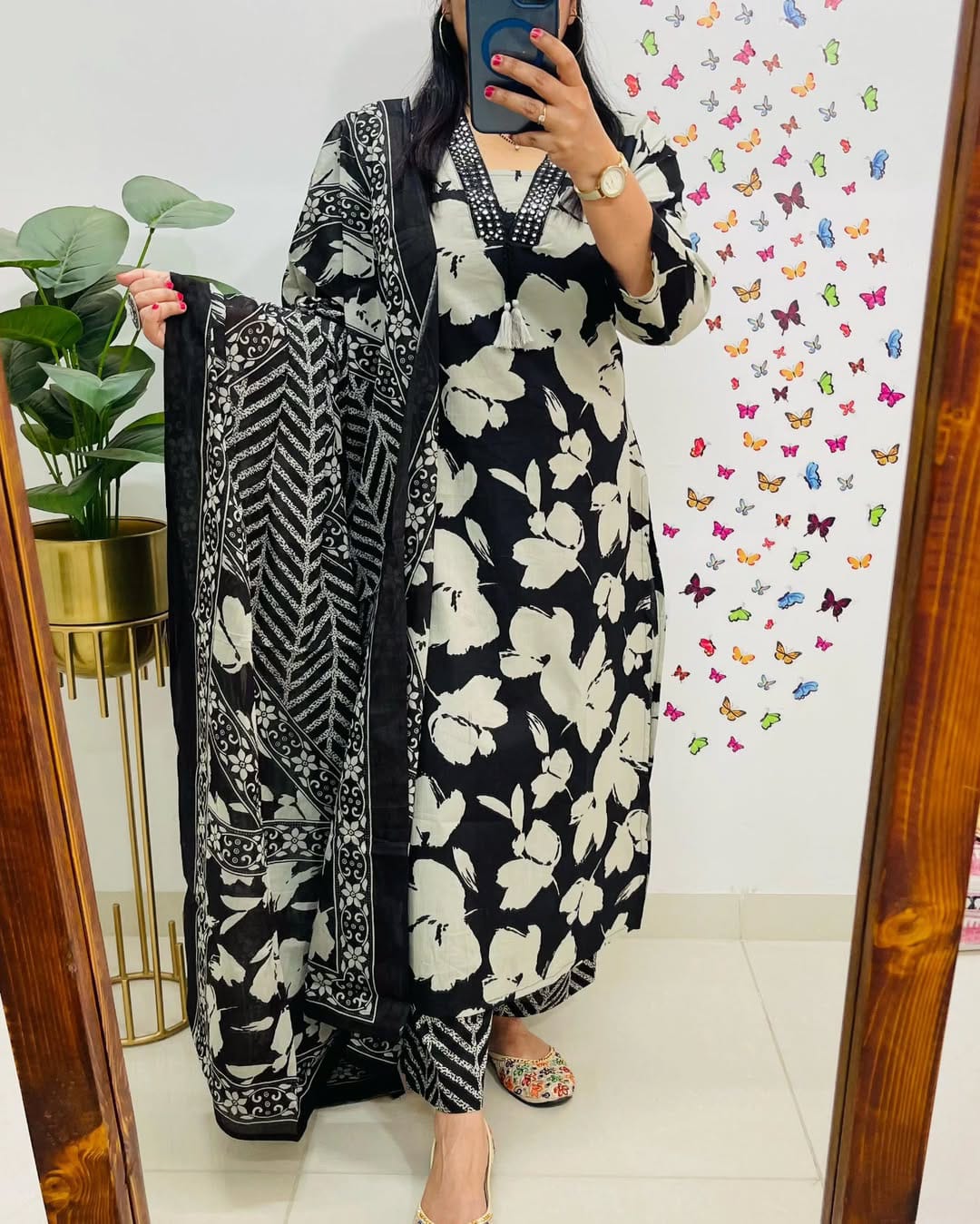 Designer Mughal/Kalamkari Fusion Floral Print Kurti Pant Dupatta Set