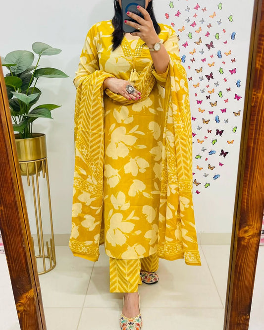 Designer Mughal/Kalamkari Fusion Floral Print Kurti Pant Dupatta Set